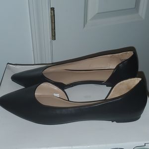 Women's Black Flats Size 9